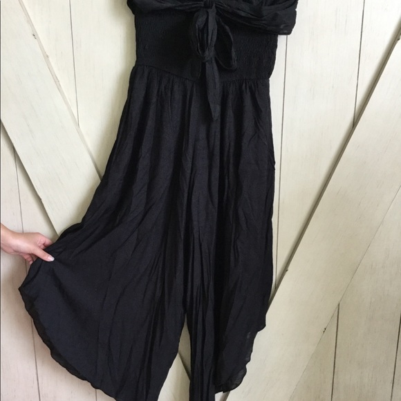 ➖🖤American Rag Wide Leg Bow Romper🖤➖ - Picture 6 of 7